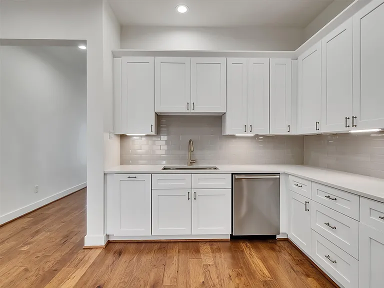 10330 Grove Row Ave — Photo 24