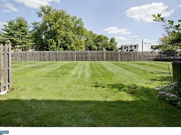 3rd image of 9 Van Buren Pl
