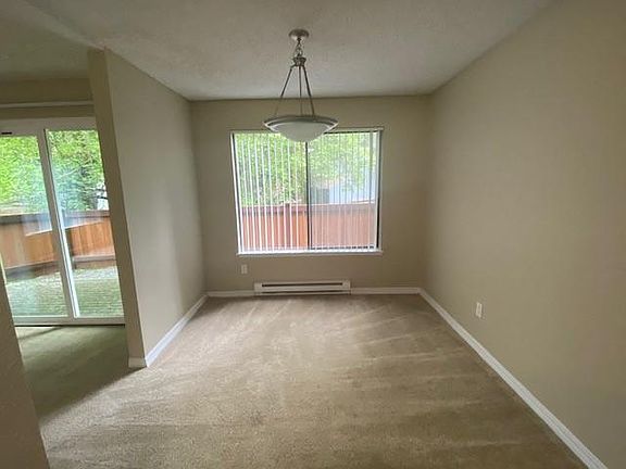 3rd image of 13649 NE 12th St #E103