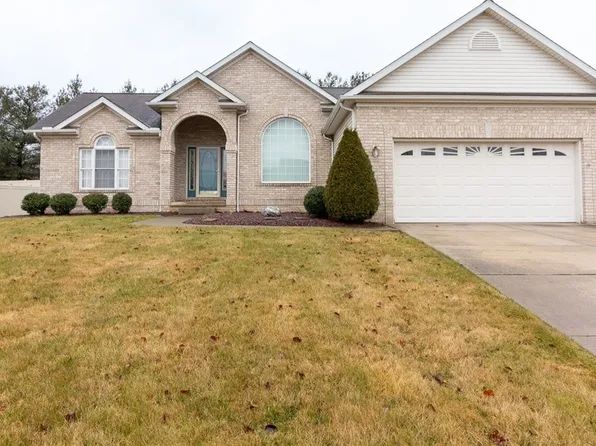 891 Mayfield Dr, Youngstown, OH 44512