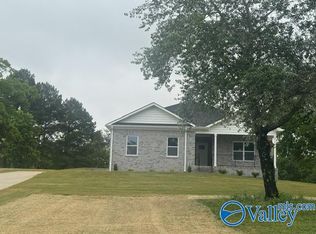 769 Billy D Harbin Rd, New Market, AL 35761