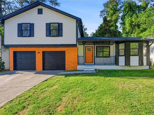 5456 Forest Pines Dr, Lithonia, GA 30058