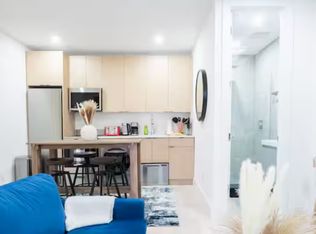 400 E 11th St APT 2, New York, NY 10009