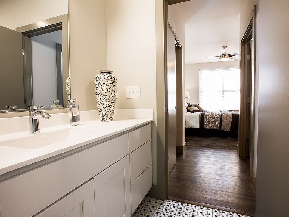 The Whitfield Clifton Gaslight District 3240 Whitfield Ave