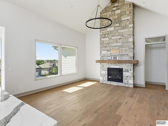 5th image of 10602 S 126th Ct