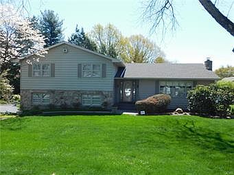 1st image of 450 Wedgewood Dr