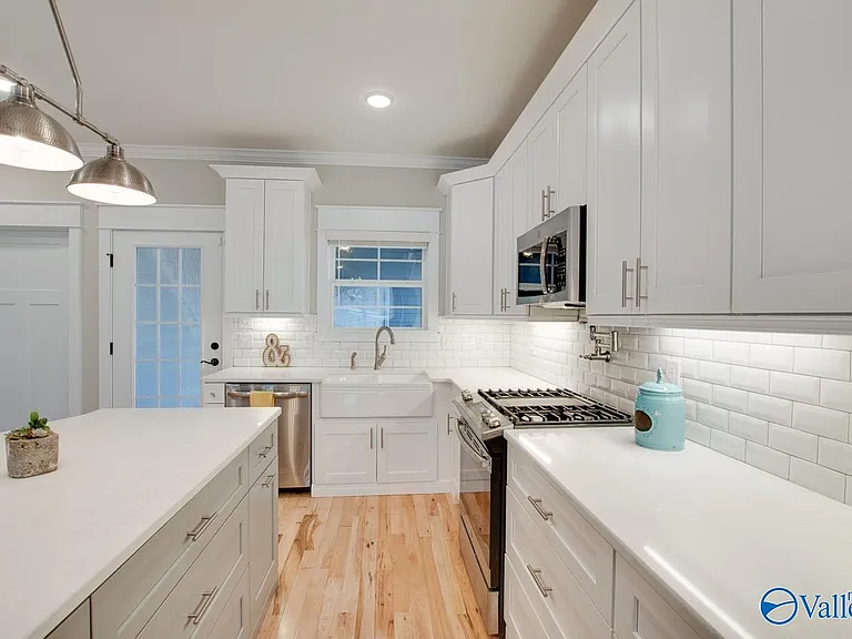 1405 Stevens Ave NE — Photo 10