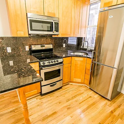 Rented by Nooklyn NYC LLC | media 24