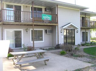 817 W Main St APT 4, Sparta, WI 54656