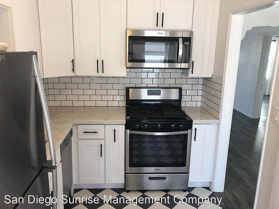 1st image of 900 D Ave #906-1/2
