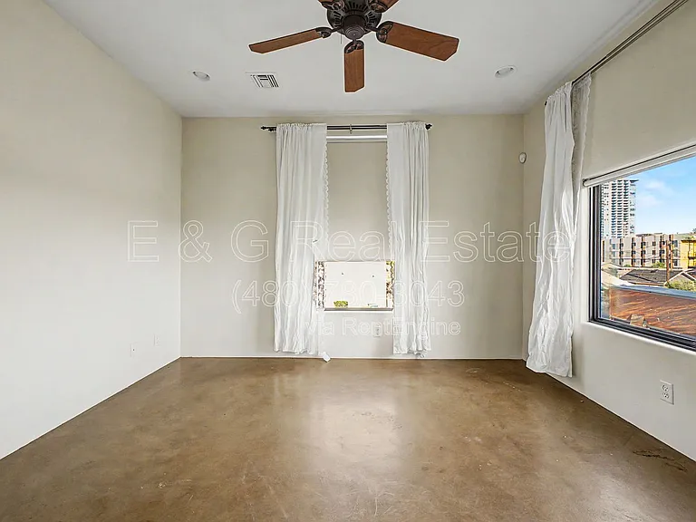 304 S Wilson St — Photo 40
