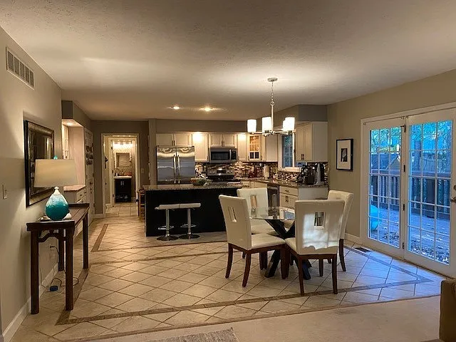 2206 E Autumn Dr — Photo 39