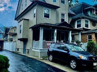 91-23 97th St, Jamaica, NY 11421
