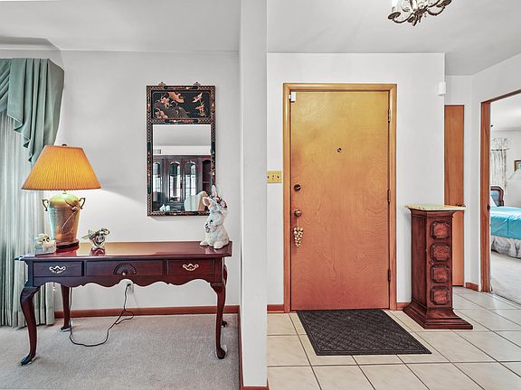 4th image of 8028 Hohman Ave
