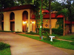 2304 Westwood Dr, Arlington, TX 76012