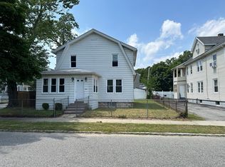 4 Langdon St, Springfield, MA 01104