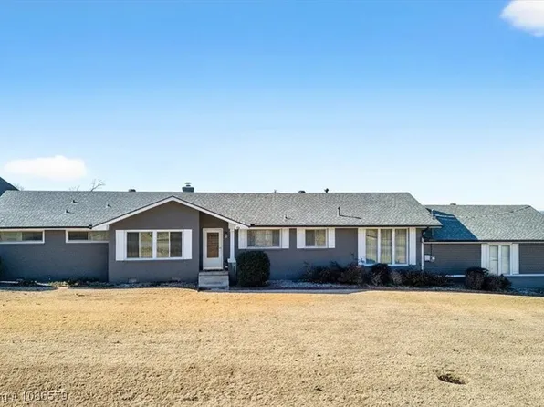 12 Steward St, Van Buren, AR 72956