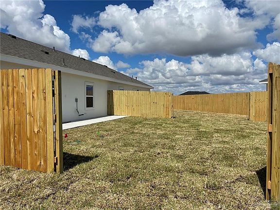 4th image of 12611 N 33rd Ln