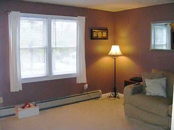 5th image of 8 Goshen Dr
