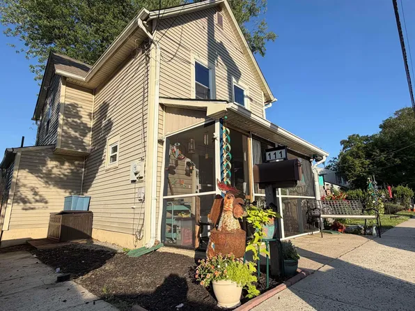 111 S King St, Magnolia, NJ 08049