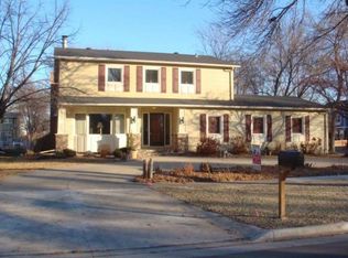 2532 9th St S, Fargo, ND 58103