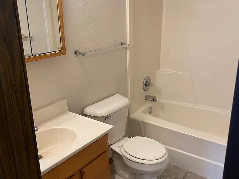 4571 Vasey Ave — Photo 9