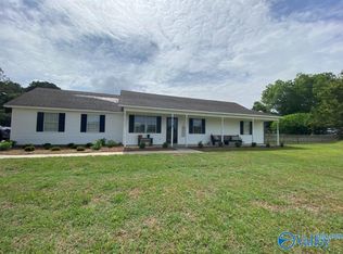 404 Allen Rd, Albertville, AL 35950