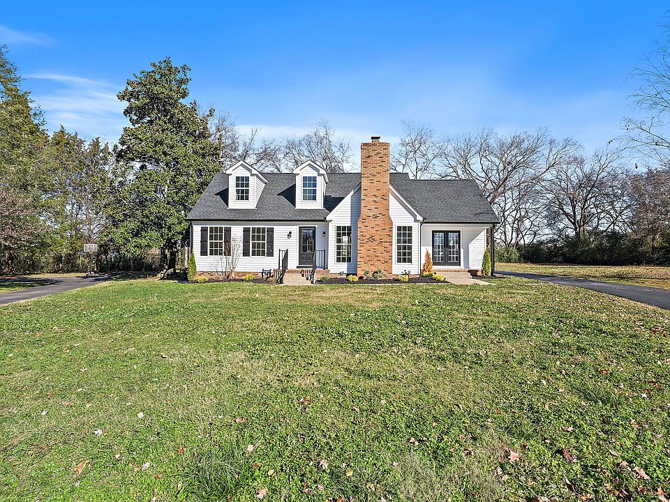 1st image of 3744 Lexington Ct