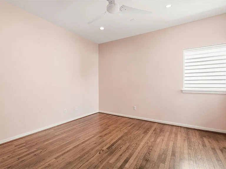 1823 Southmore Blvd — Photo 22