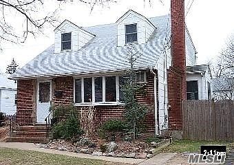 1st image of 161 Park Ave
