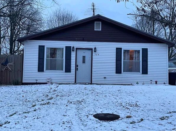 504 S Adams St, West Lebanon, IN 47991