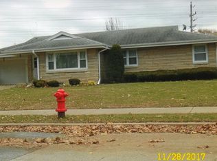 412 Bevan Dr E, Joliet, IL 60435