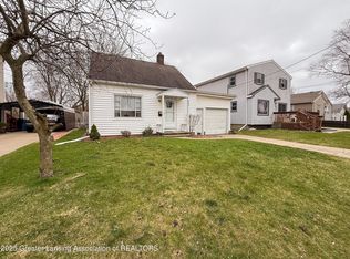 534 Paris Ave, Lansing, MI 48910