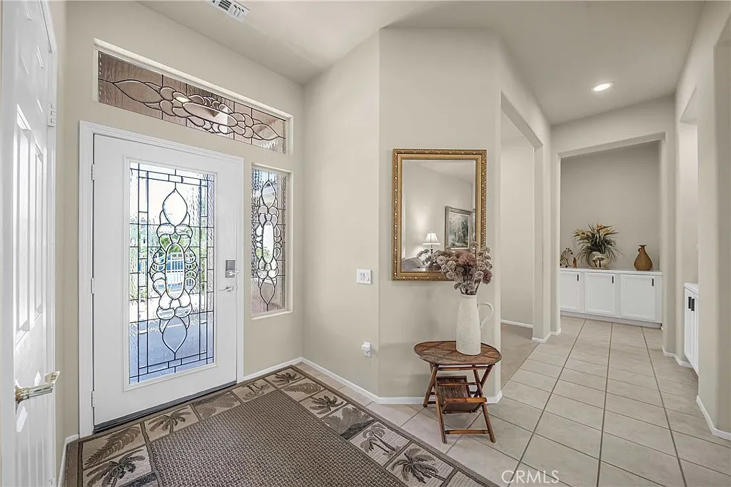 2 bed, 1764 sqft, $4,999 — Photo 4
