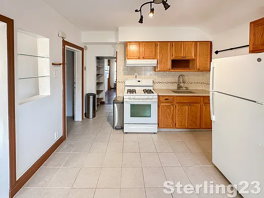 Rented by Sterling Realty Solution Inc | media 5