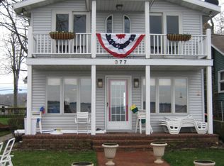 8738 E Hatchery Rd, Syracuse, IN 46567