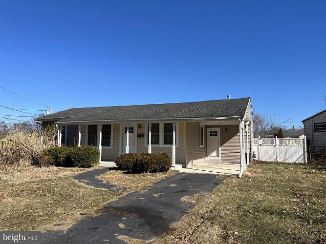 14 N Warwick Rd, Somerdale, NJ 08083 Zillow