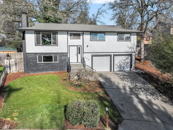 320 Patricia Dr, Gladstone, OR 97027
