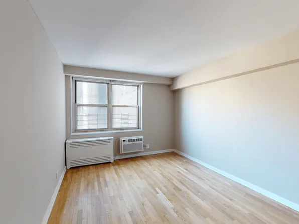 310 Greenwich Street image 8 of 12