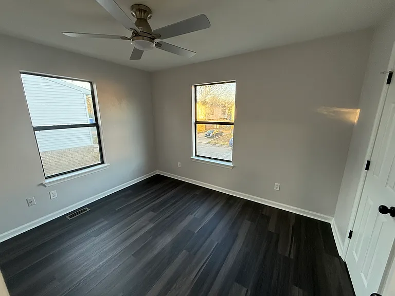 6209 Geneva Way #B — Photo 6