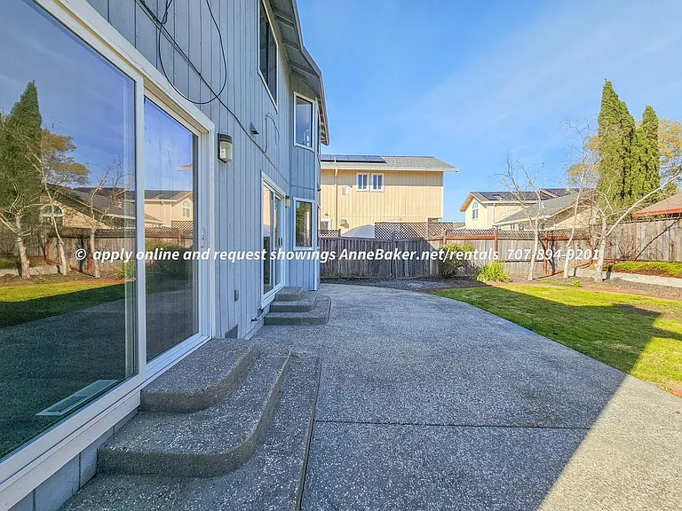 127 Melva Ct — Photo 23