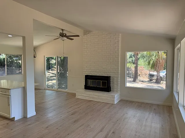 15077 Adams Dr — Photo 7