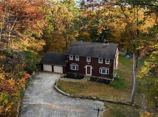 672 Plainfield Pike, Scituate, RI 02857