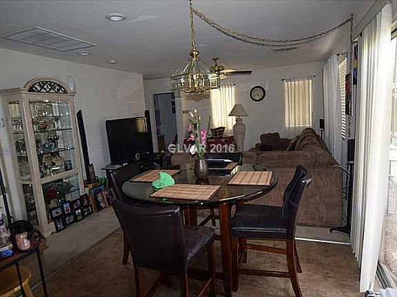 3rd image of 11950 Camden Brook St