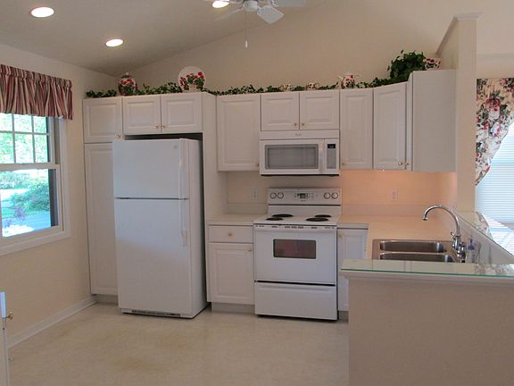 4th image of 616 Melrose Dr