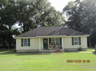 220 Cloverleaf Cir, Bainbridge, GA 39817