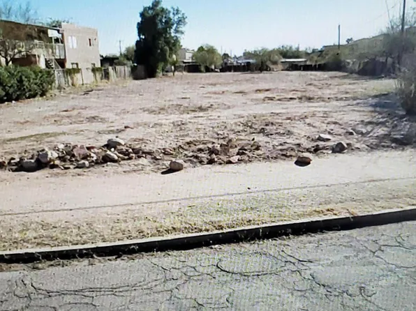 216 E Yavapai Rd #A, Tucson, AZ 85705
