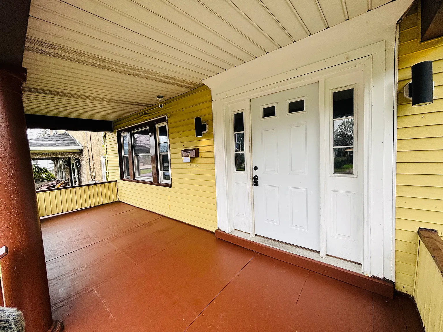 703 Moosic St — Photo 2