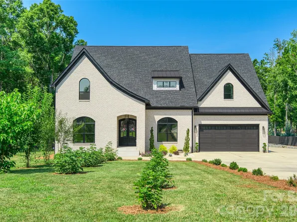 6905 W Duncan Rd, Indian Trail, NC 28079
