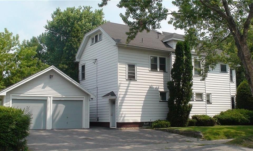 1st image of 1067 N Winton Rd